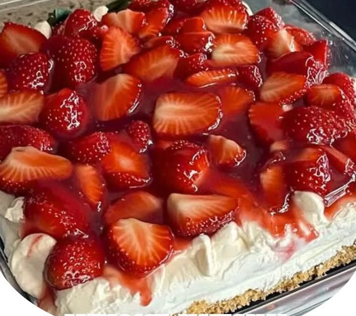 Keto Strawberry Delight dessert with fresh strawberries and cream